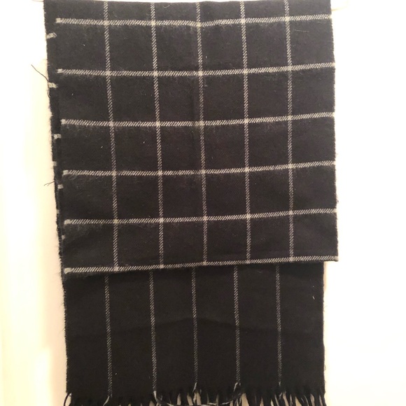 Men’s scarves - Picture 3 of 4